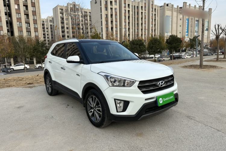 Used Hyundai ix25 2016 1.6T Dual-Clutch Two-Wheel Drive Smart GLS Model
