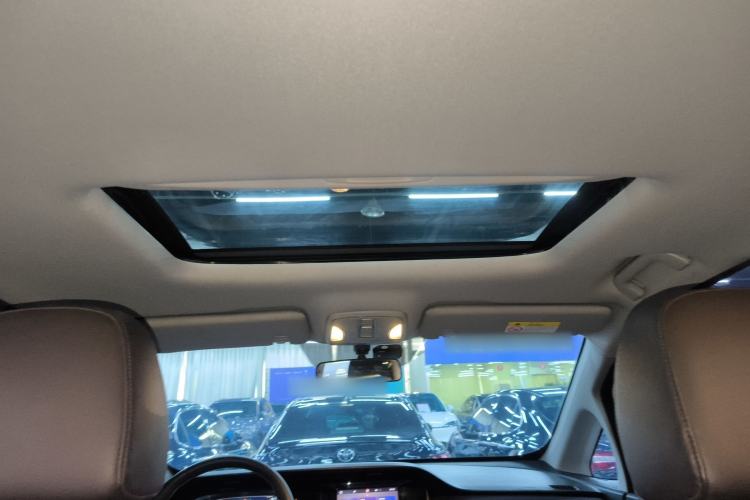 Used GAC Trumpchi M6 2019 270T DCT Luxury Edition (7-seater) China VI
