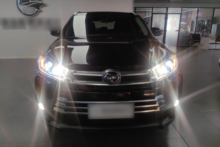 Used Toyota Highlander 2018 2.0T Four-Wheel Drive Supreme Edition 7-Seater China VI
