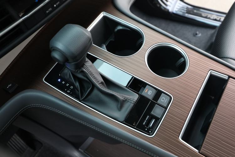 Used Toyota Sienna 2024 2.5L Hybrid Comfort Edition