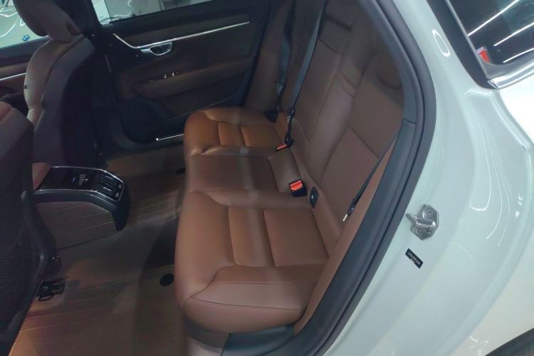 Used Volvo S90 2021 B5 Zhiyuan Luxury Edition
