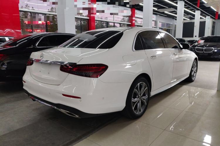 Used Mercedes-Benz E-Class 2022 Revised Version E 300 L Sporty and Stylish Edition
