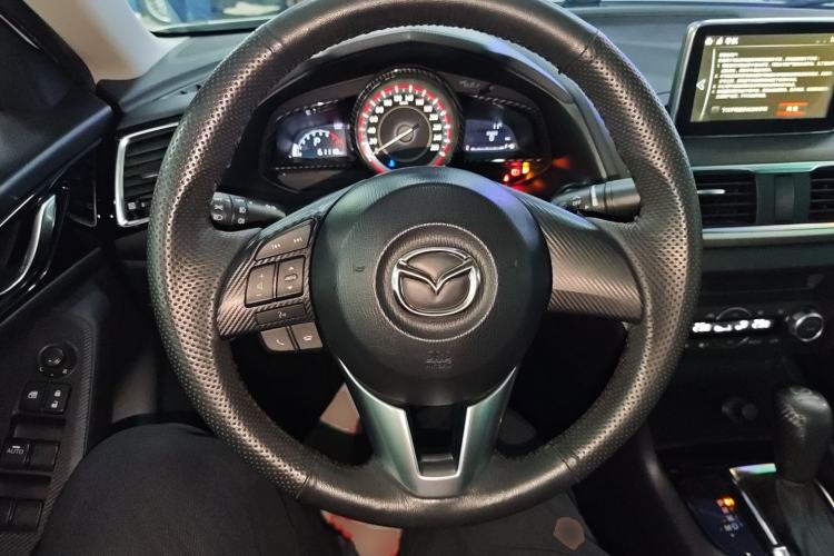 Used Mazda Mazda 3 Axela 2016 Sedan 1.5L Automatic Luxury Model
