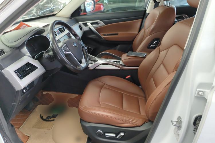 Used Geely Auto Emgrand X7 Sport 2018 1.8TD Automatic Two-Wheel Drive ZhiZun Model with 4G Connectivity
