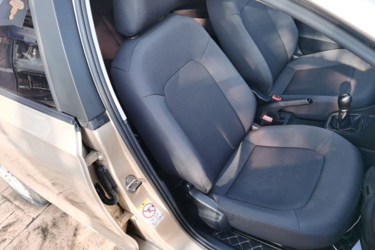 Used Volkswagen Santana 2013 1.4L Manual Fashion Edition
