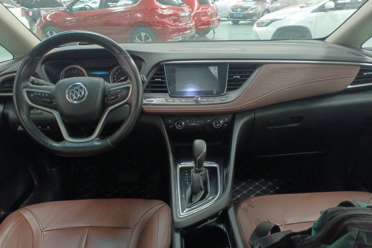 Used Buick GL6 2018 18T 6-Seater Prestige Model
