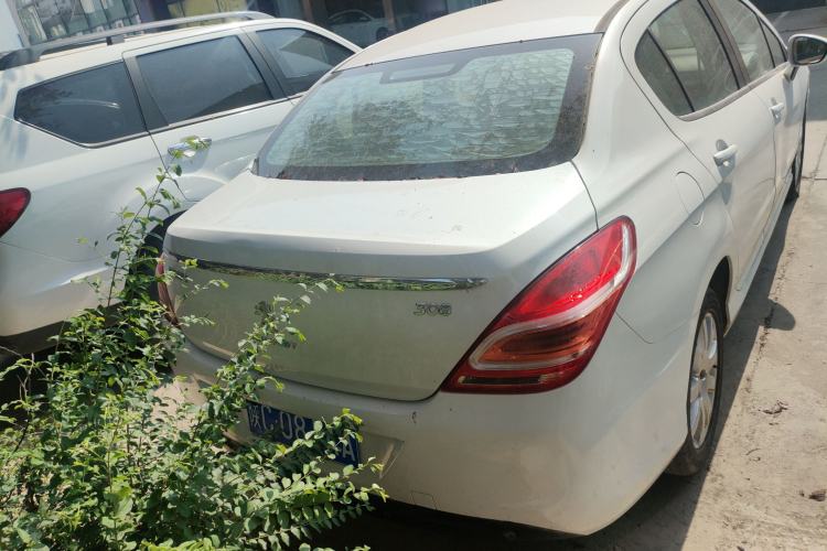 Used Peugeot 308 2014 Enjoy Edition Classic 1.6L Automatic Premium Model
