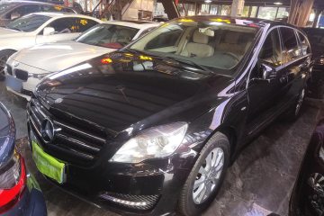 Used Mercedes-Benz R-Class 2017 R 320 4MATIC Business Edition Prestige Model