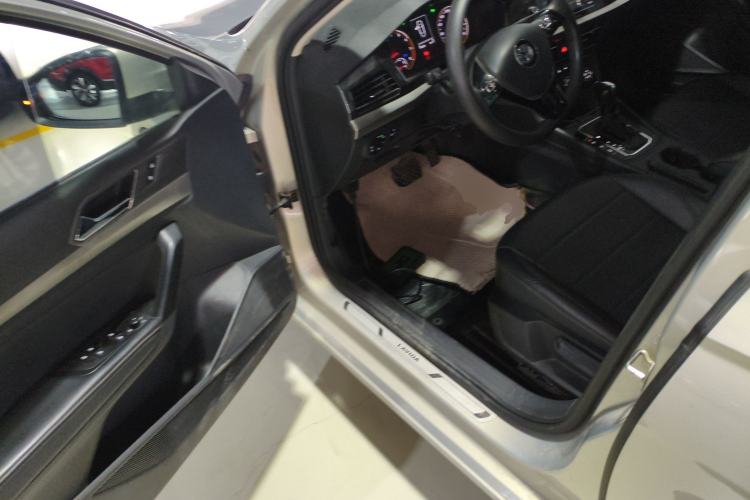 Used Volkswagen Lavida 2019 1.5L Automatic Comfort Edition China VI Standard
