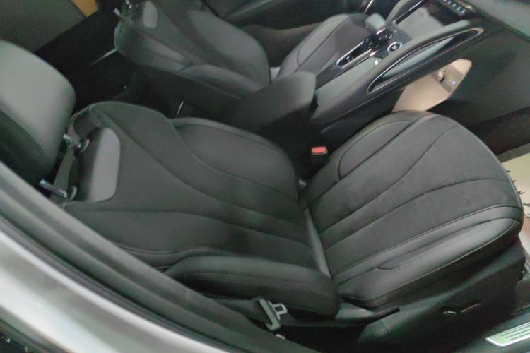 Used Geely Auto Monjaro L 2024 2.0TD High-Power Automatic Two-Wheel Drive Skyline Edition
