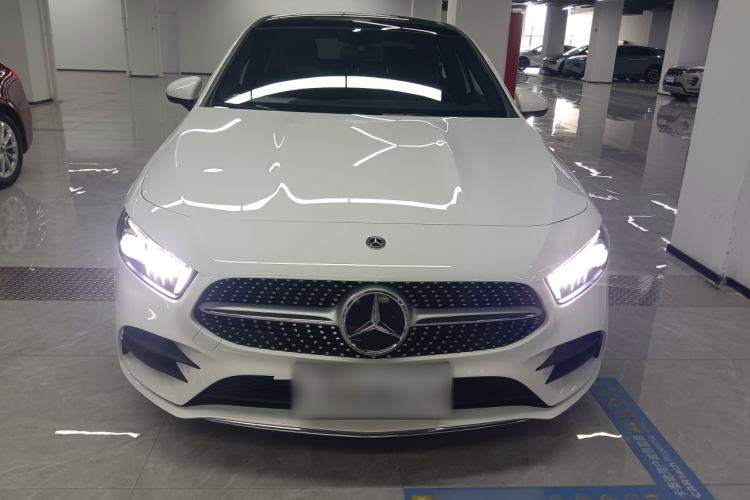 Used Mercedes-Benz A-Class 2022 Revised Version A 200 L Sport Sedan Fashionable Style