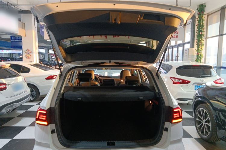 Used Volkswagen Tharu 2021 330TSI All-Wheel Drive Luxury PLUS Version
