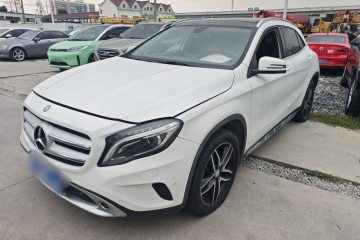 Used Mercedes-Benz GLA 2015 GLA 220 4MATIC Fashion Model