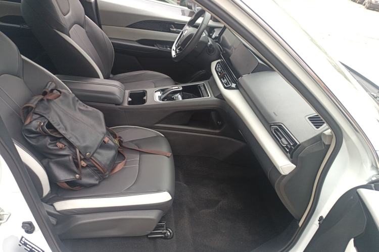 Used Dongfeng Aeolus E70 2021 Revised Version 360H Battery-Swap Edition