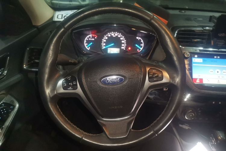 Used Ford Escort 2017 Happiness Edition 1.5L Automatic Fashion Version
