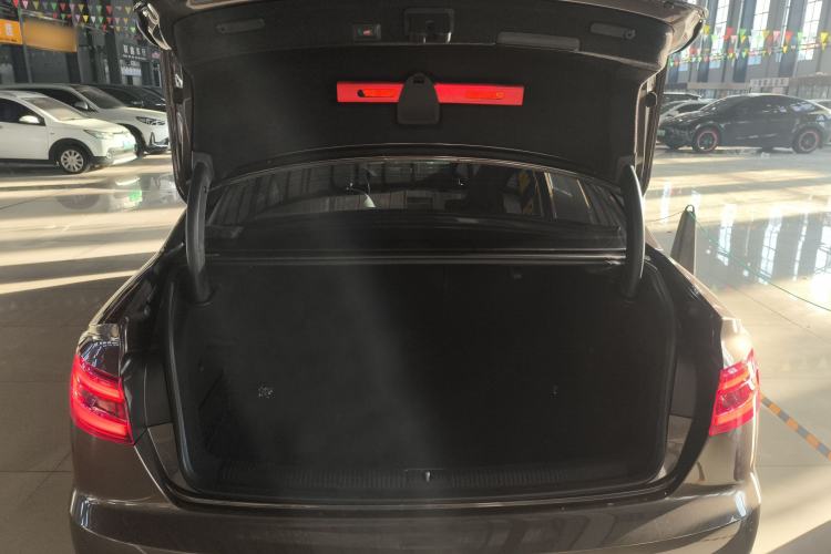 Used Audi A4L 2019 40 TFSI Fashion Version China V