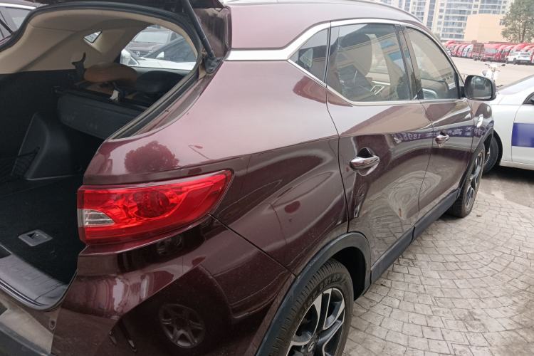 Used Soueast DX7 2015 1.5T Automatic Luxury Model