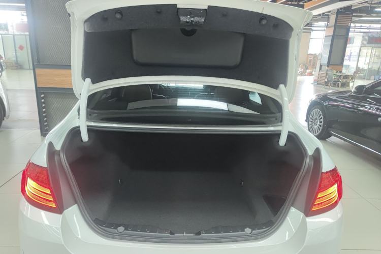 Used BMW 5 Series (Import) 2015 520i Elegant Edition
