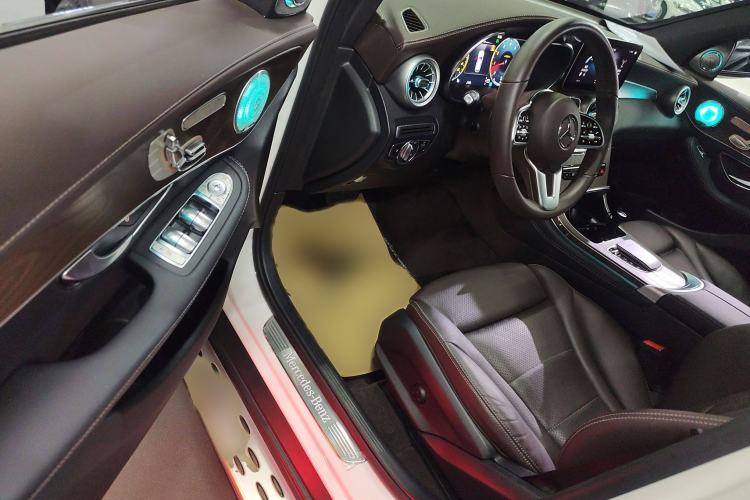 Used Mercedes-Benz GLC 2020 Facelift GLC 300 L 4MATIC Dynamic Edition
