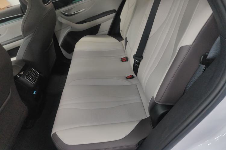 Used BYD Song PLUS New Energy 2025 DM-i Smart Drive 112KM Prestige Model
