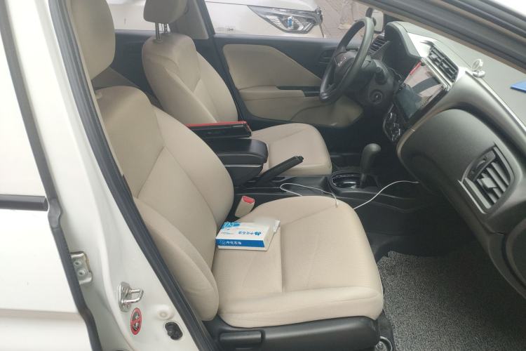 Used Honda City 2015 1.5L CVT Comfort Version
