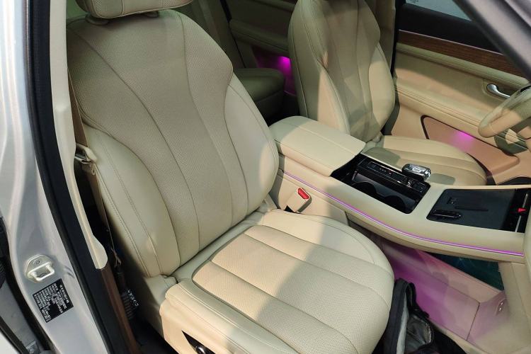 Used Hima AITO M7 2024 1.5T Rear-Drive Plus Version 5 Seats
