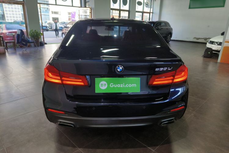 Used BMW 5 Series 2019 Facelifted 530Li Leading Edition M Sport Package
