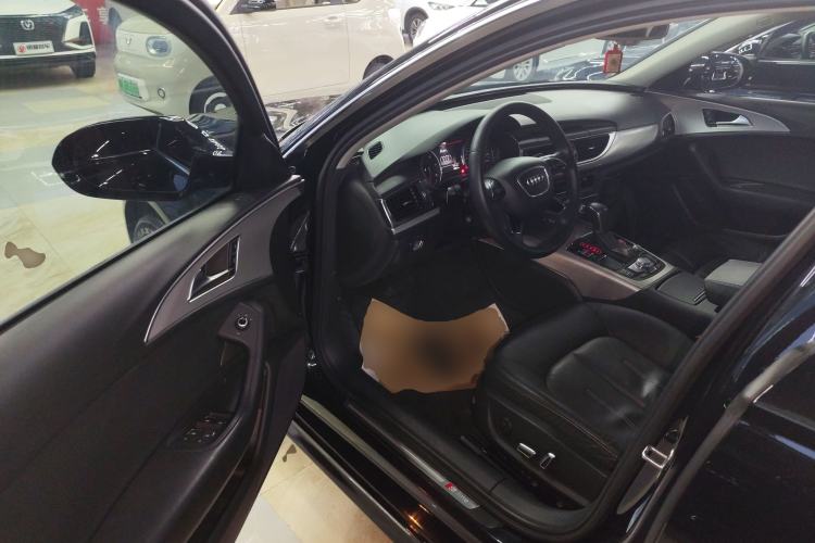 Used Audi A6L 2018 30th Anniversary Edition 35 TFSI Fashion Model
