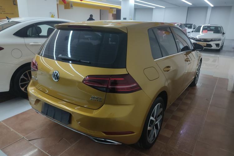Used Volkswagen Golf 2018 230TSI Automatic Luxury Version