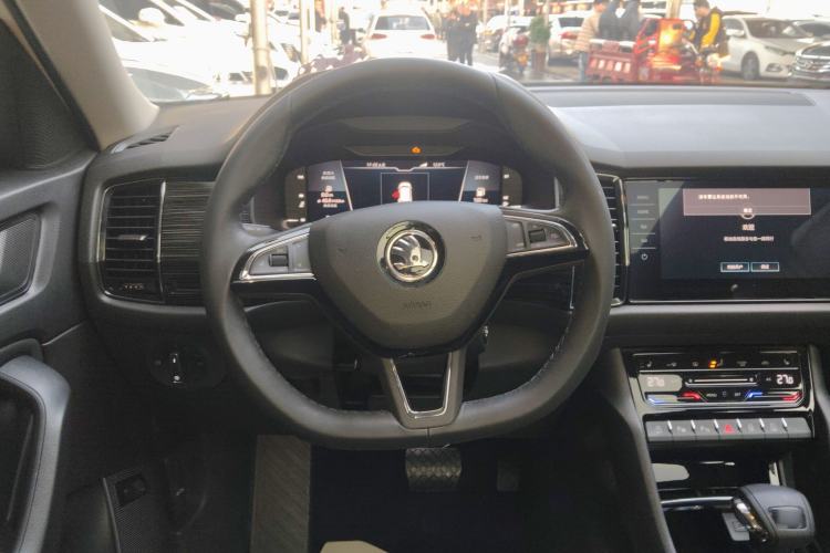 Used Skoda Kodiaq 2021 TSI330 7-Seater Two-Wheel-Drive Luxury Plus Edition