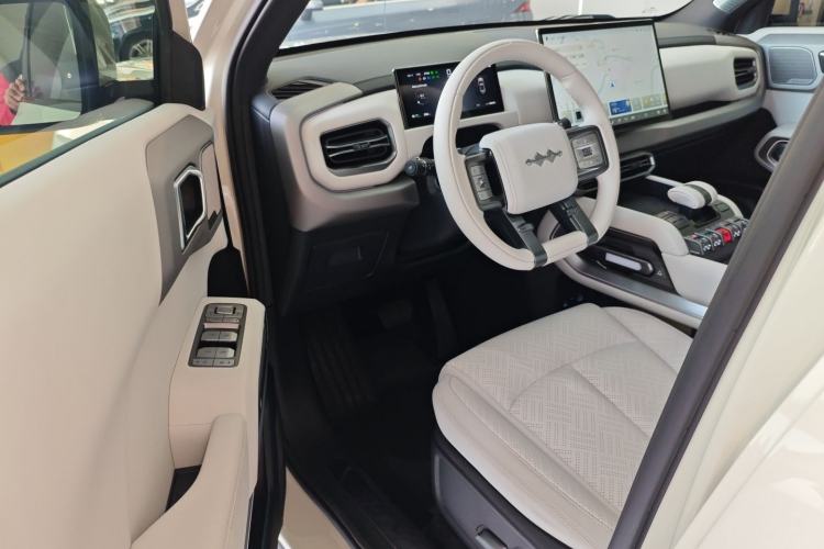 Used  Titanium 3 2025 501KM All-Wheel Drive Intelligent Driving Ultra Version
