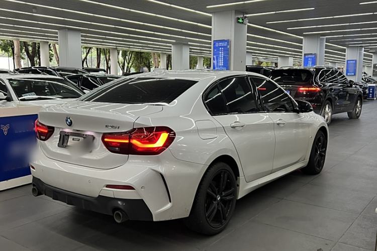 Used BMW 1 Series 2023 125i M Sport Night Edition
