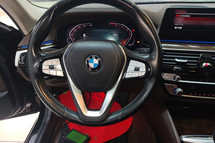 Used BMW 5 Series 2020 525Li Luxury Package