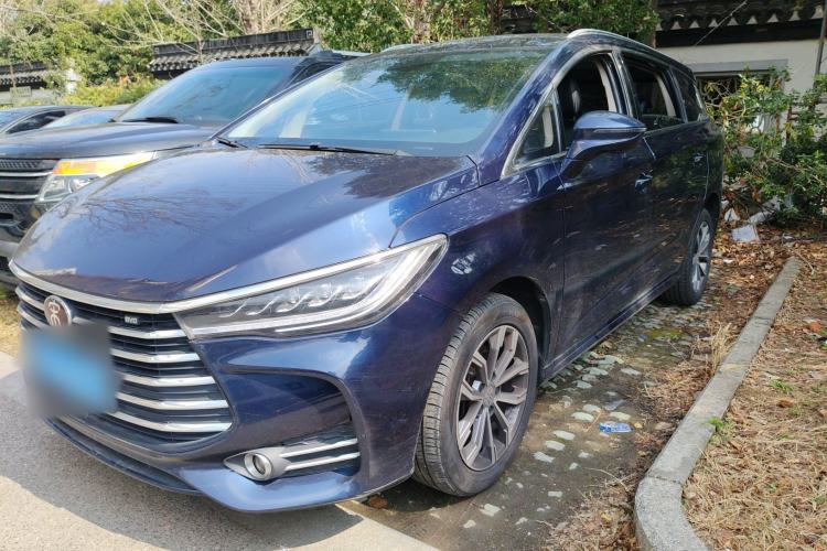 Used BYD Song MAX 2019 1.5T Automatic SmartConnect ZhiLian RuiDong Edition with 6 Seats China VI Standard