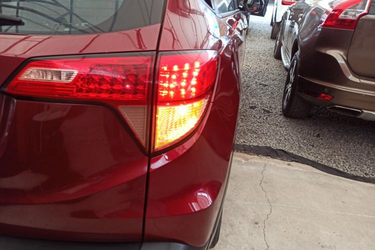 Used Honda Vezel 2015 1.5L CVT two-wheel drive Comfort trim