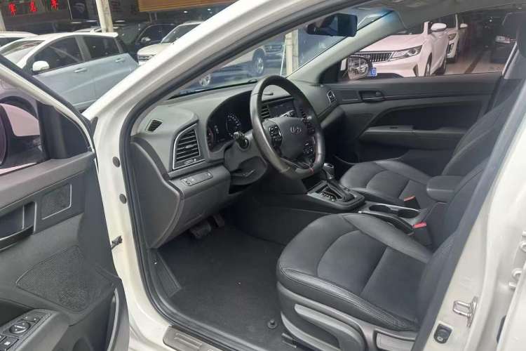 Used Hyundai Elantra 2018 1.4T Dual-Clutch Xuan Dong · Dynamic Edition

