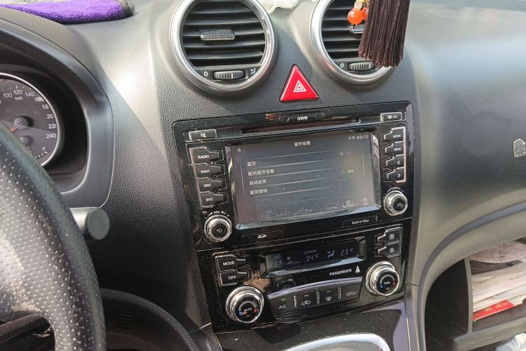 Used Haval H6 2015 Upgraded Model 1.5T Manual Two-Wheel Drive Elite Version
