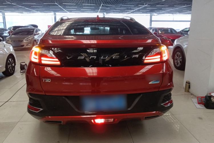 Used Venucia T90 2018 2.0L CVT Smart Connect Leading Edition China V Standard
