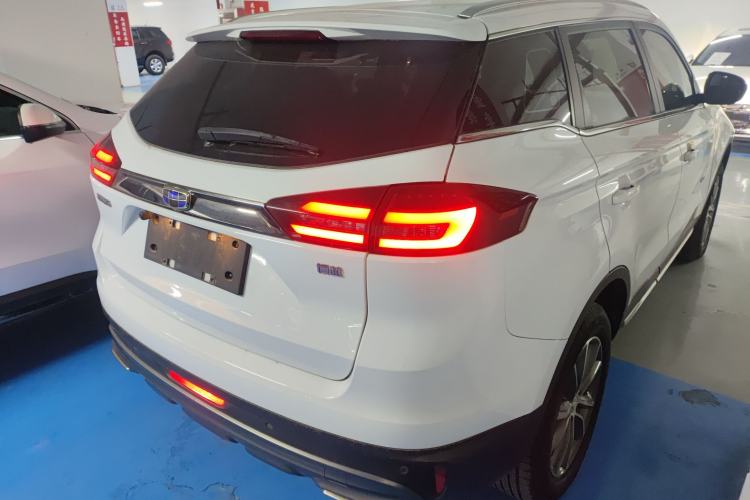 Used Geely Auto Emgrand X7 Sport 2020 1.8TD DCT Two-Wheel Drive Smart Connect 4G-Enabled Version
