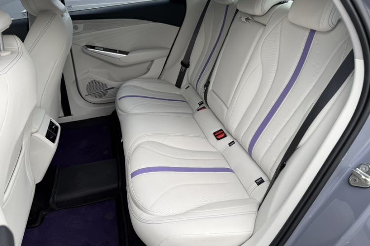 Used Geely Auto Preface 
