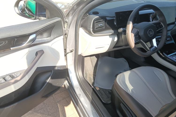 Used BYD Qin PLUS 2024 HONOR Edition DM-i 55KM Leading Model
