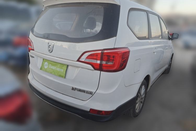 Used Baojun 730 2016 Revised 1.5L Manual Standard Version 7 Seats China V Emission Standard