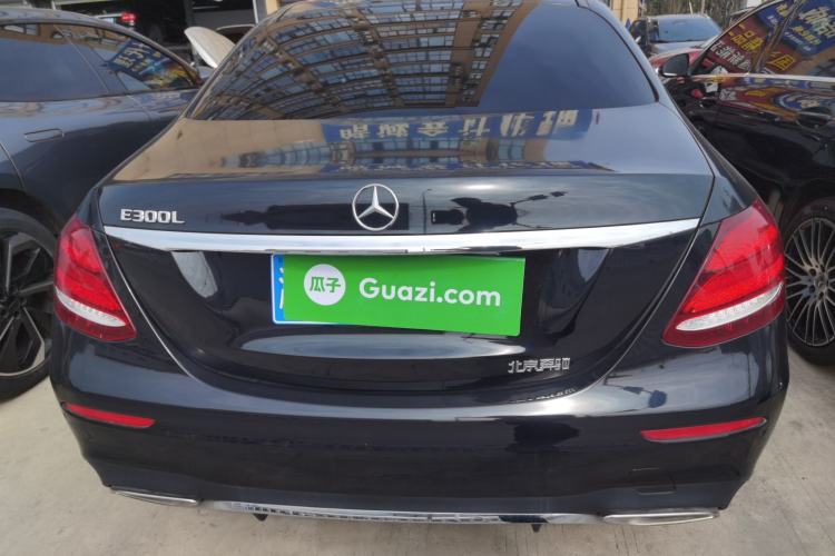 Used Mercedes-Benz E-Class 2019 E 300 L Sporty and Stylish Model