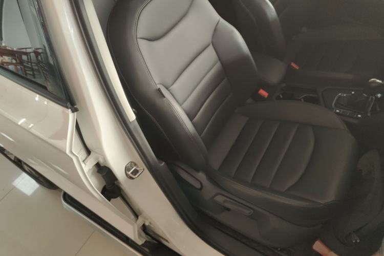 Used Volkswagen Tharu 2021 280TSI Two-Wheel Drive Comfort Edition