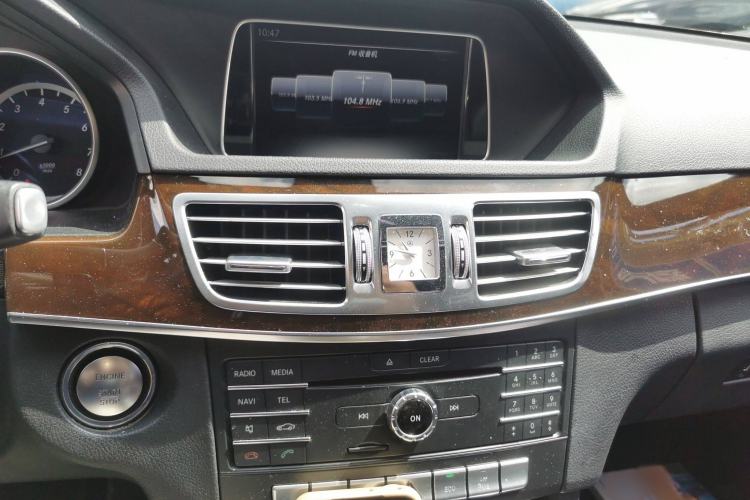 Used Mercedes-Benz E-Class 2015 Facelift E 200 L
