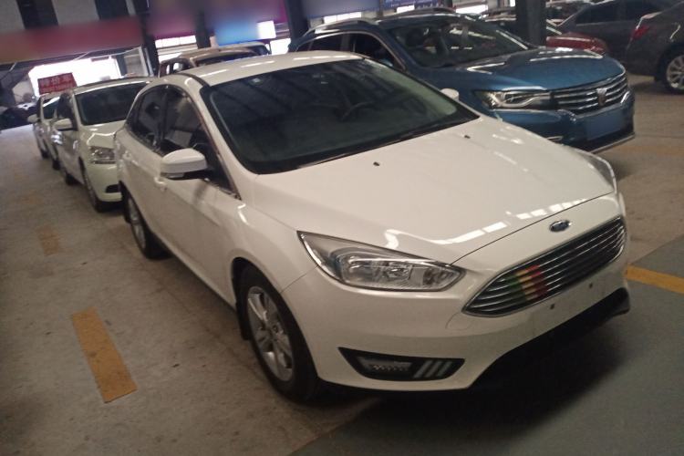 Used Ford Focus 2018 Sedan Classic 1.6L Automatic Comfort Plus Smart Drive Version
