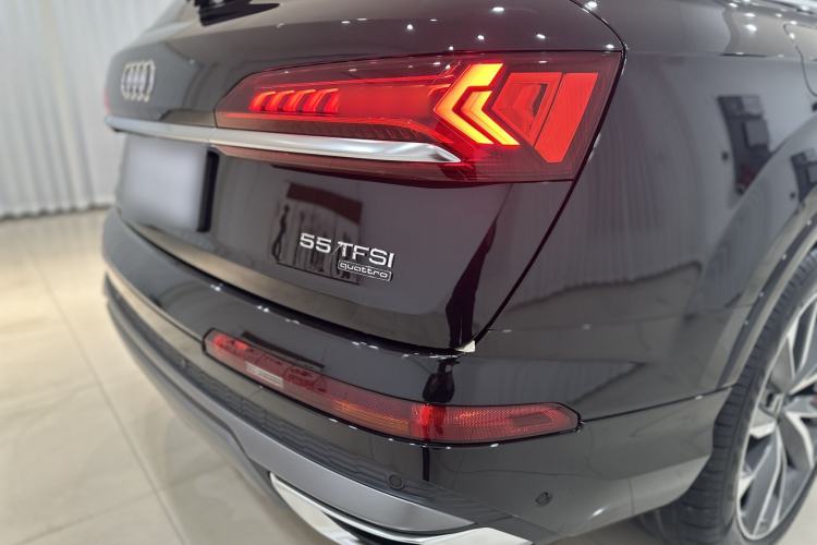 Used Audi Q7 2023 55 TFSI quattro S line Sport Edition
