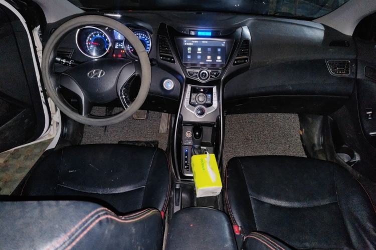 Used Hyundai Elantra 2015 1.6L Automatic Leading Model
