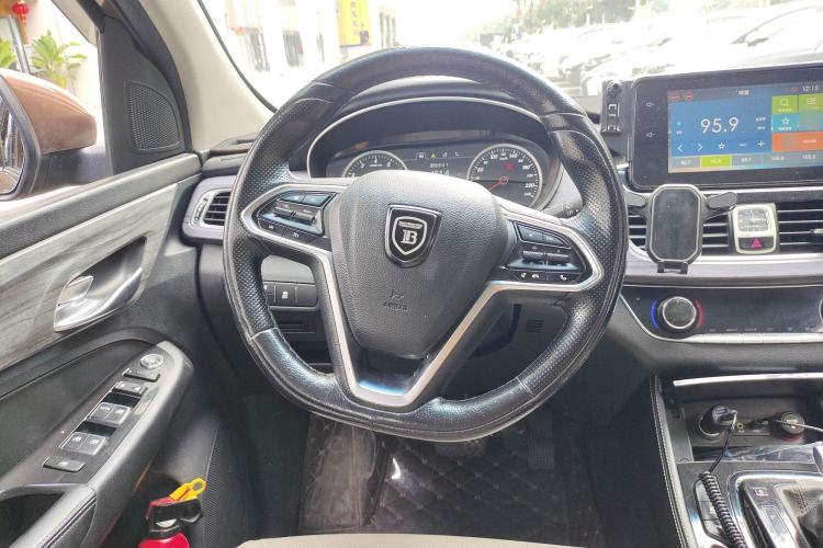 Used Baojun 730 2017 1.5T DCT Fashion Edition 7-Seater China V Emission Standard