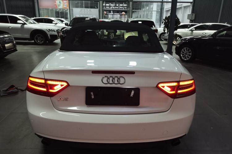 Used Audi A5 2013 Cabriolet 40 TFSI
